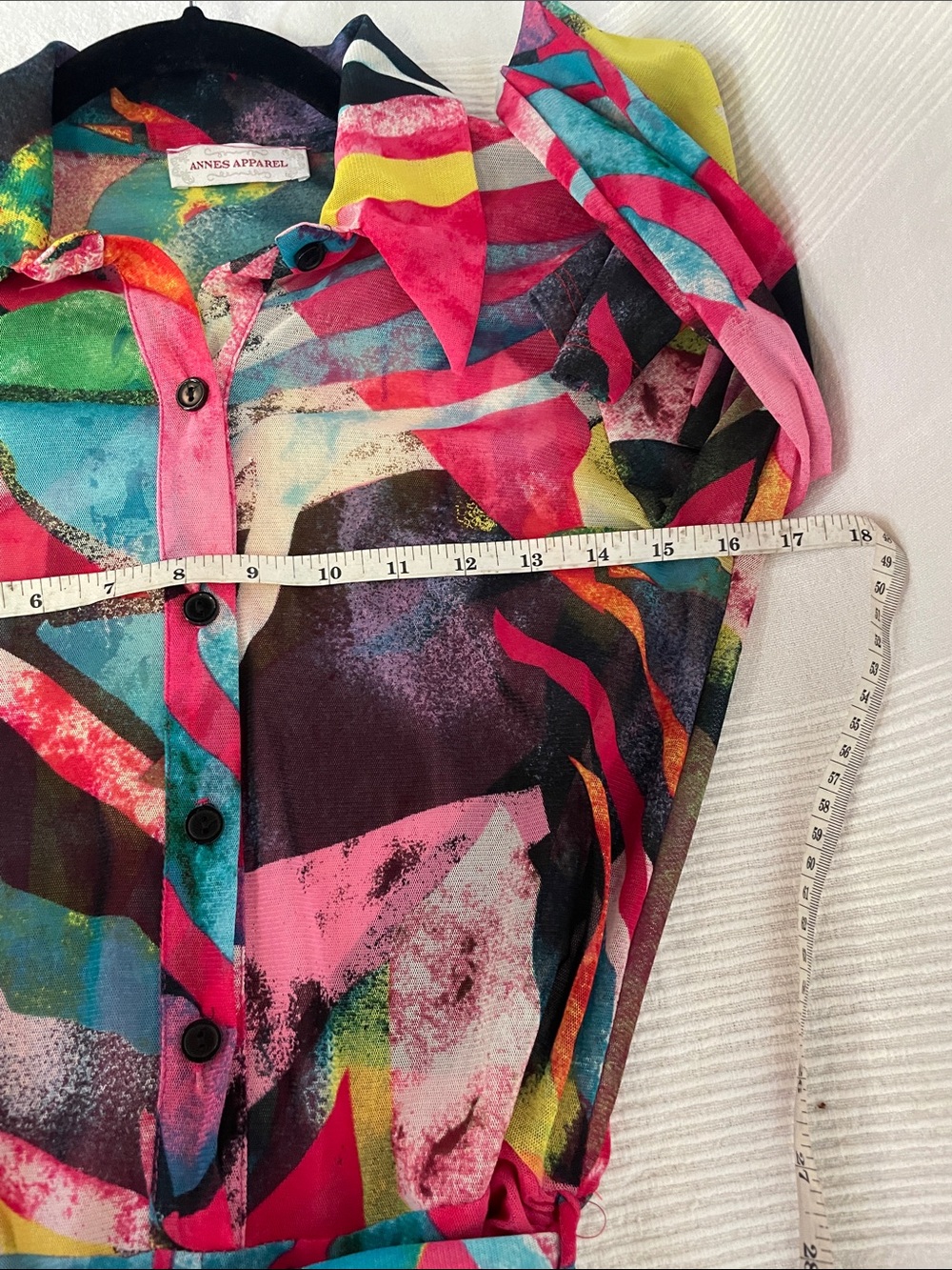 Shorts Romper in Vibrant Abstract Print - Picture 7 of 10